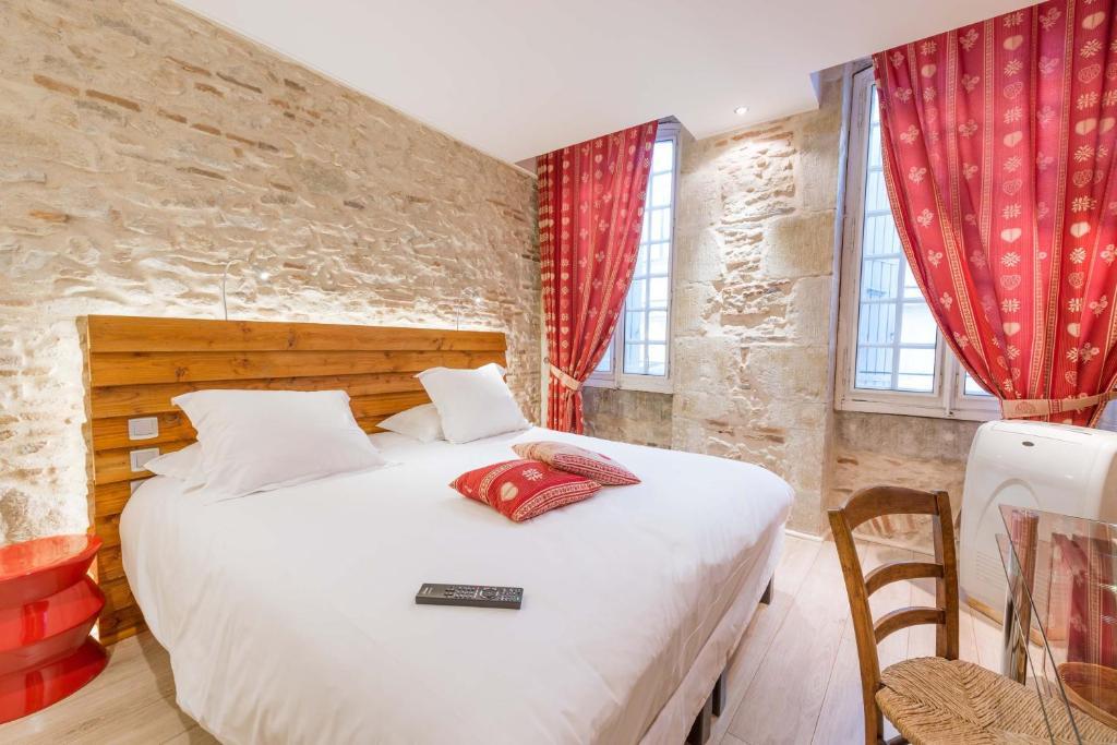 Europe Hotel Кастр Экстерьер фото