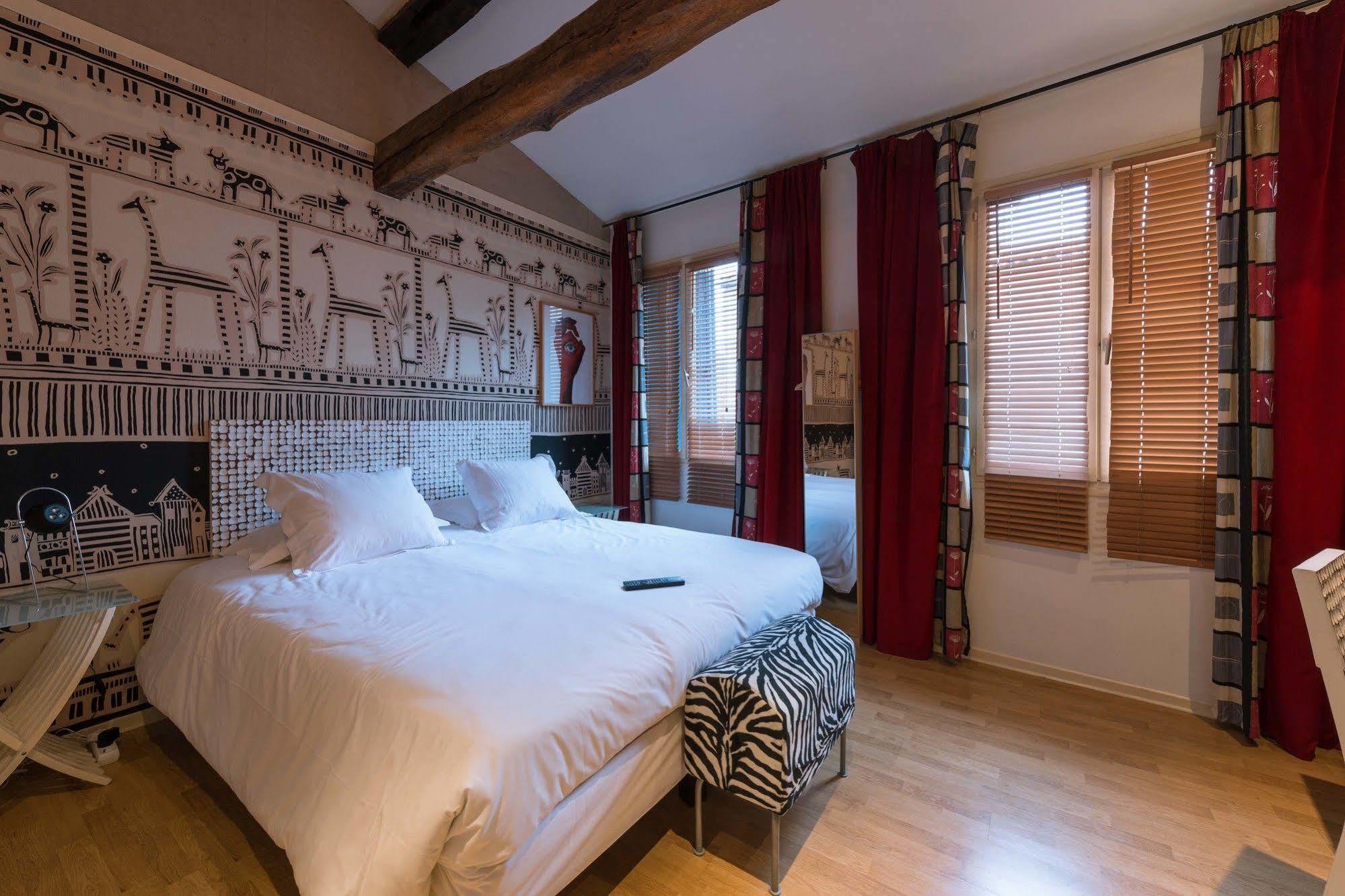 Europe Hotel Кастр Экстерьер фото